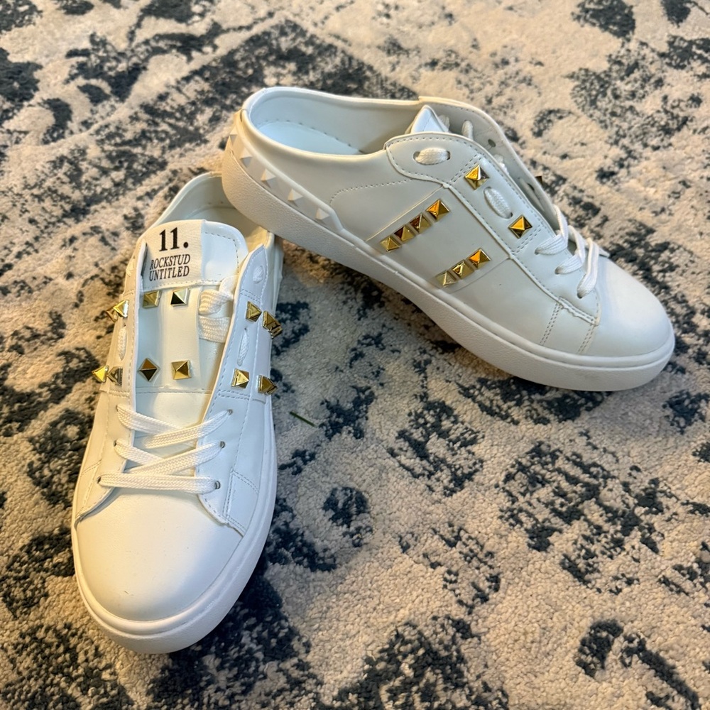 Rockstud Slide Slip On Mules Sneakers Shoes, Women’s 7.5, White/Gold